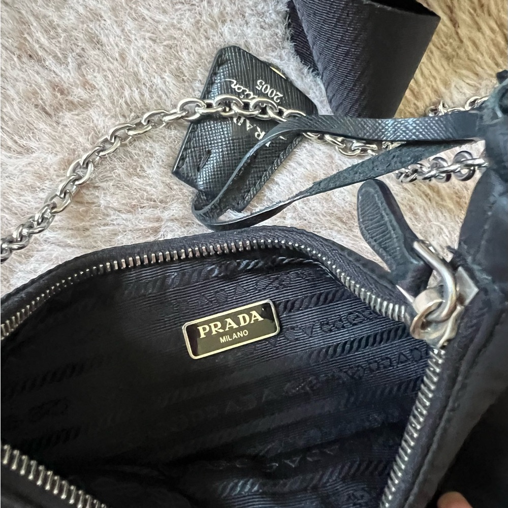 Prada Re-edition - Picture 4 of 9